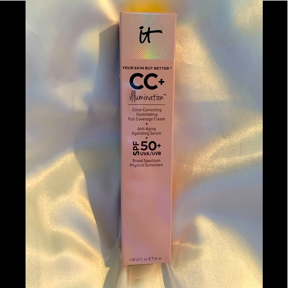 IT CC+ Illumination Cream SPF50+ Medium - Picture 1 of 8